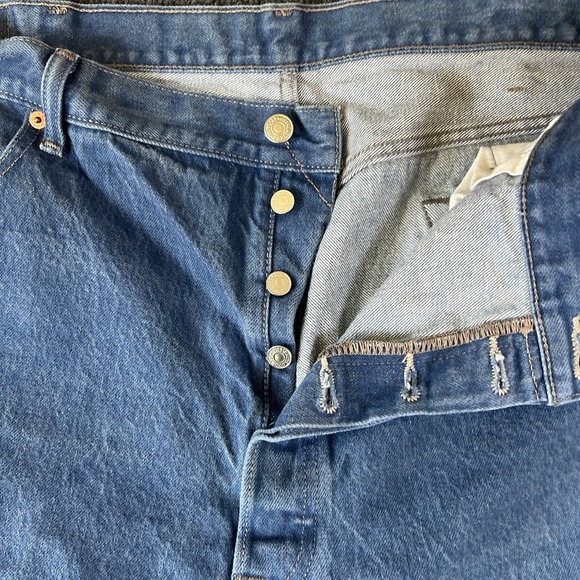 Levi's 501 Button Fly Jeans Men's 43x28 Blue Denim Straight Fit Mexico‎ - Picture 3 of 12